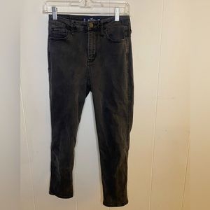 Black Hollister High Rise Mom Jean SIZE 3S